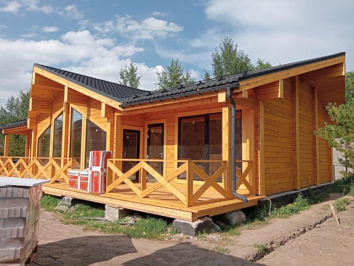 Дом и беседка из клееного бруса в Темиртау