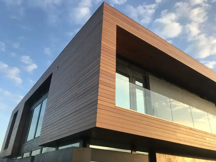 Дом-фахверк из клееного бруса - вид сбоку