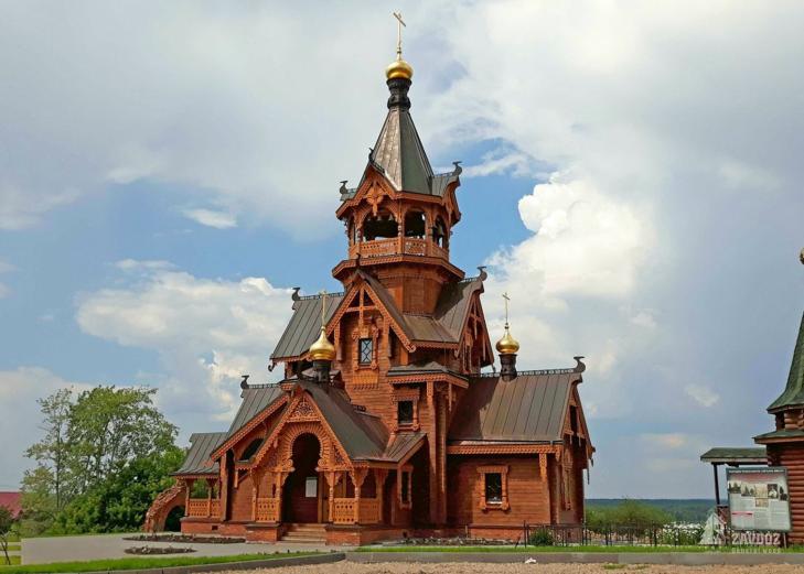Храм Живоначальной Троицы в с. Бармино. Автор фото - Александр Антонов