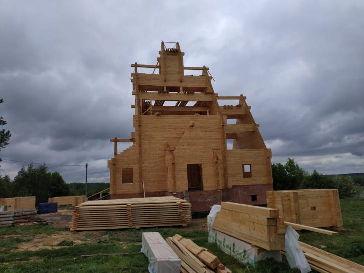 Церковь трех святых игуменов в с. Лапшанга