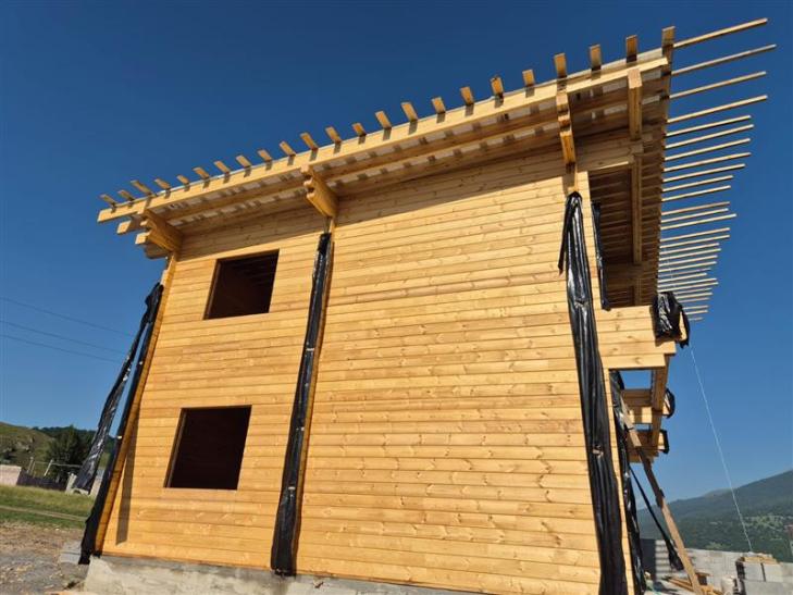 Загородный дом из бруса в Армении