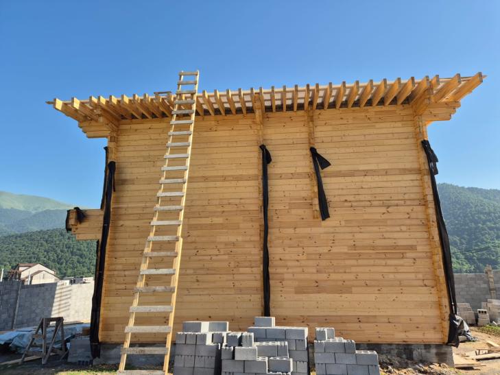 Загородный дом из бруса в Армении